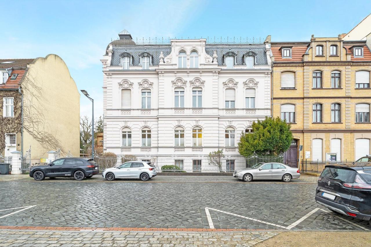 Apartments Direkt Am Staatstheater,Modern,Zentral,Ruhig,2 Zimmer,Netflix,Privatparkplatz Auf Dem Hof Cottbus Exterior foto